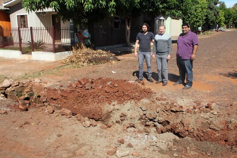 RUAS DA CIDADE RECEBEM MELHORIAS